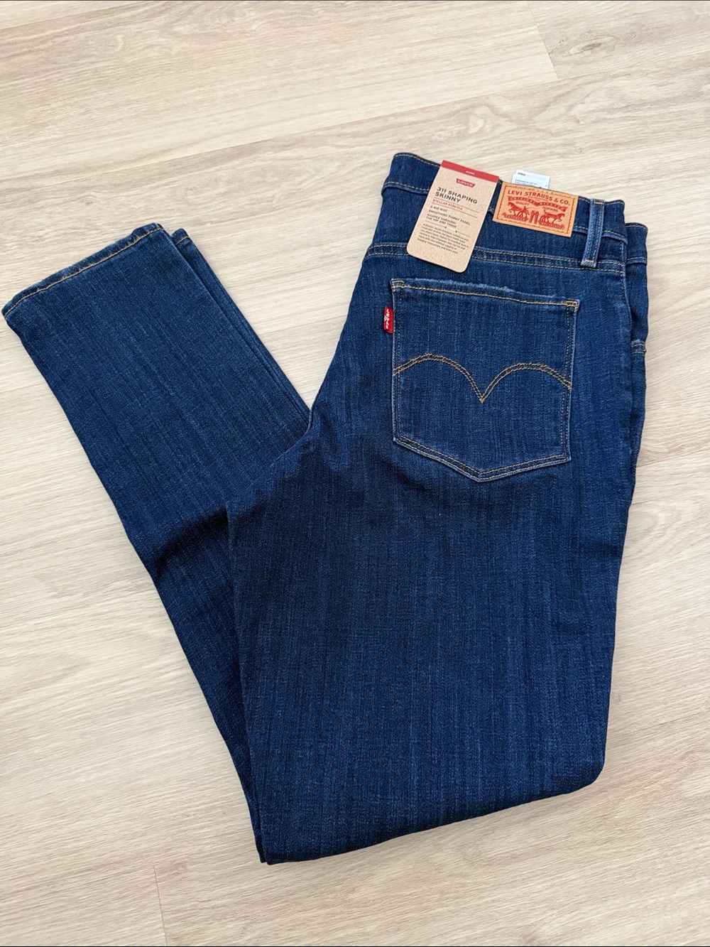 Levi's Women's Skinny Jeans in Dark Indigo Blue